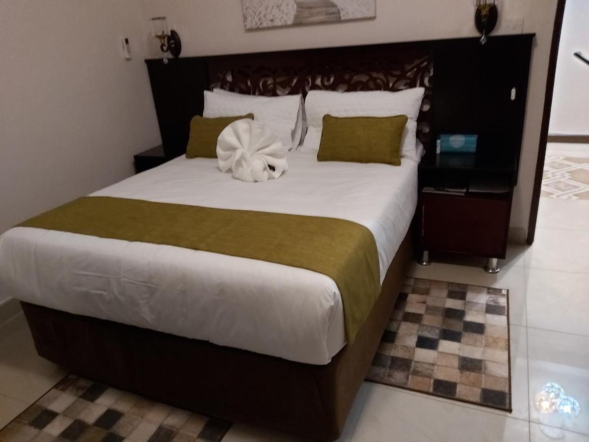 Top Stay Inn 카사네 외부 사진